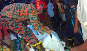 
                                                    ঈশ্বরদীতে বাসের ধাক্কায় অটোভ্যানচালক নিহত