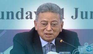 
                                                            ঋণনির্ভরতা কমাতে বিকল্প অর্থায়নের উৎস খুঁজছে সরকার: অর্থমন্ত্রী