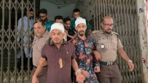 
                                                    বাংলামোটরে চাঁদা চেয়ে গুলি, বহিষ্কৃত যুবদল নেতা সাইমনসহ ৪ জন রিমান্ডে