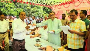 সনাতন ধর্মাবলম্বীদের পাশে আছে সরকার : স্বাস্থ্যমন্ত্রী